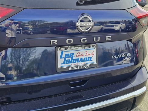 New 2026 Nissan Rogue Platinum w/ Platinum Premium Package AWD/4WD image 23