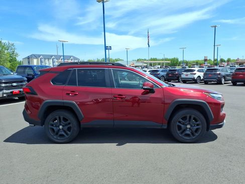 Used 2024 Toyota RAV4 Adventure AWD/4WD image 7