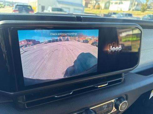 Used 2026 Jeep Wrangler Willys image 18