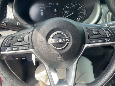 Used 2022 Nissan Kicks SV FWD image 15
