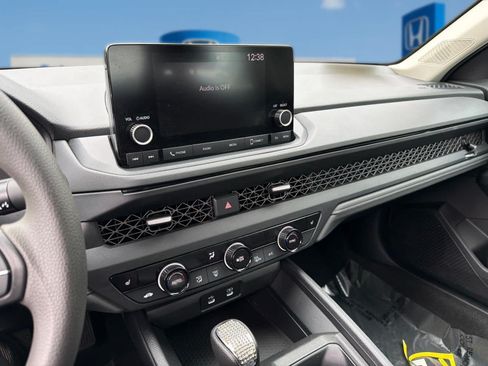 Used 2024 Honda Accord EX image 23