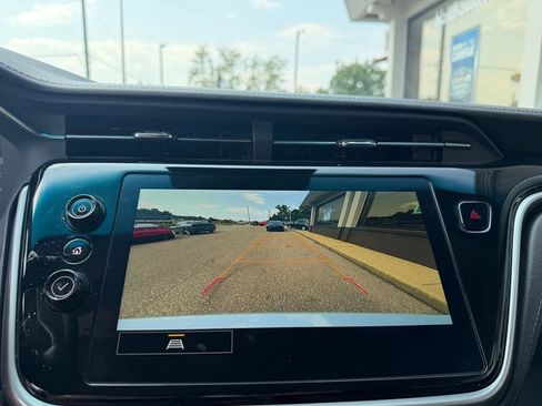 Used 2023 Chevrolet Bolt LT FWD image 23