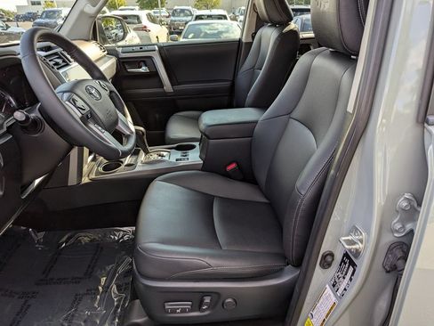 Used 2022 Toyota 4Runner TRD Sport w/ Technology Package AWD/4WD image 15