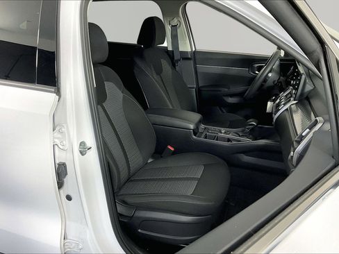 Used 2023 Kia Sorento LX AWD/4WD image 29