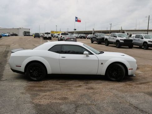 Used 2022 Dodge Challenger R/T Scat Pack image 6