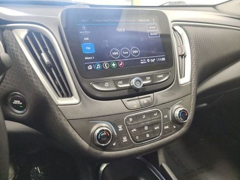 Used 2023 Chevrolet Malibu LT image 30