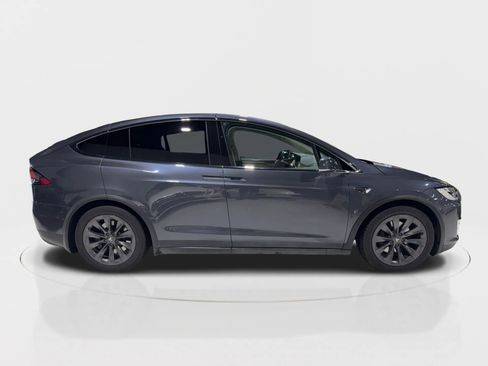 Used 2019 Tesla Model X 100D image 11