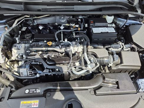 Used 2025 Toyota Corolla LE FWD image 29