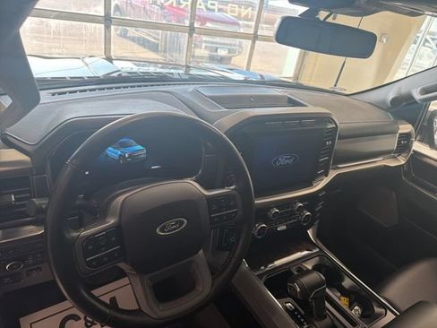 Used 2022 Ford F150 Lariat AWD/4WD image 11