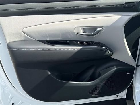New 2026 Hyundai Tucson Limited FWD image 22