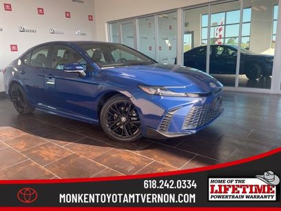 Used 2025 Toyota Camry SE