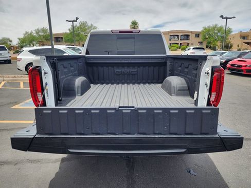 Used 2024 GMC Sierra 1500 SLT RWD image 19