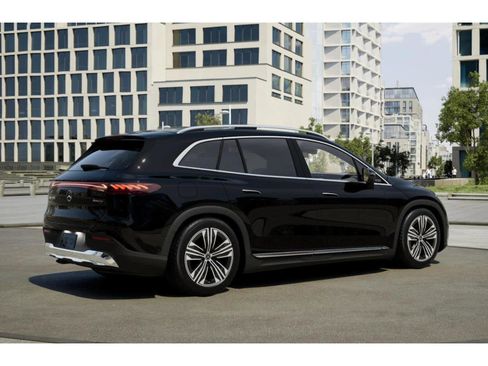 New 2026 Mercedes-Benz EQS 400 4MATIC SUV image 18