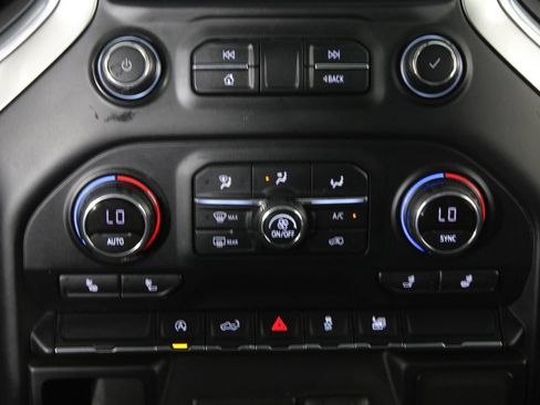 Used 2021 Chevrolet Silverado 1500 LT AWD/4WD image 20