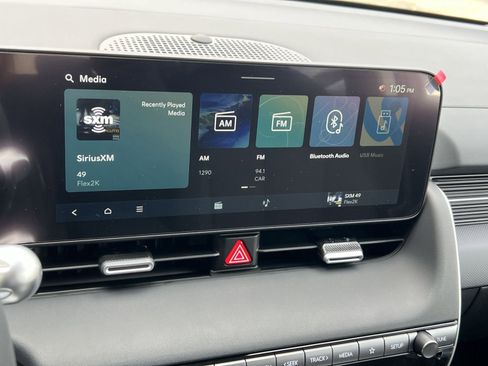 New 2026 Hyundai Ioniq 5 SE image 18