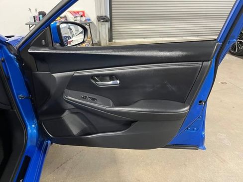 Used 2024 Nissan Sentra SV FWD image 12