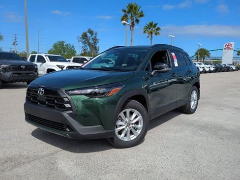 New 2026 Toyota Corolla Cross LE image 1