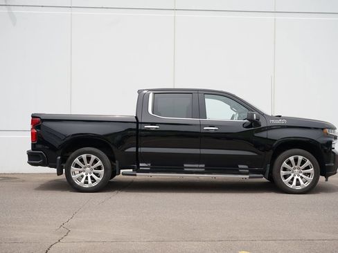 Used 2022 Chevrolet Silverado 1500 High Country image 2