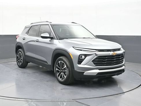 New 2026 Chevrolet TrailBlazer LT w/ Convenience Package FWD image 15