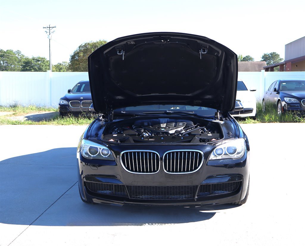 Used 2013 BMW 750Li RWD image 49