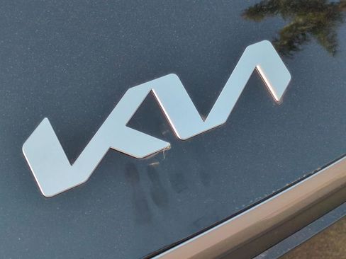 New 2026 Kia EV9 Wind image 31