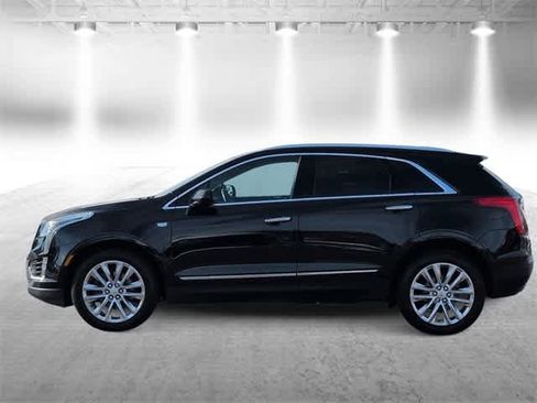 Used 2017 Cadillac XT5 Platinum image 5