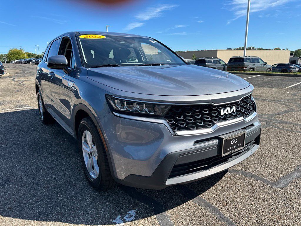 Used 2022 Kia Sorento LX FWD image 14