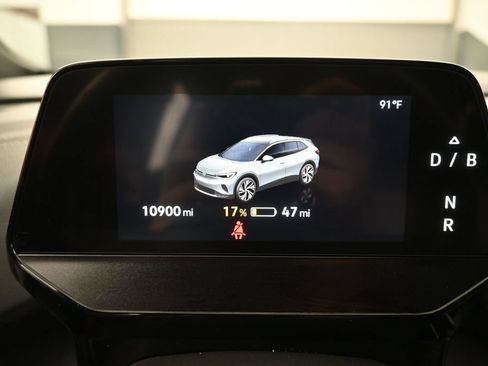 Used 2024 Volkswagen ID.4 Pro RWD image 12