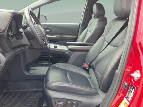 Certified 2021 Toyota Sienna XSE AWD/4WD image 11