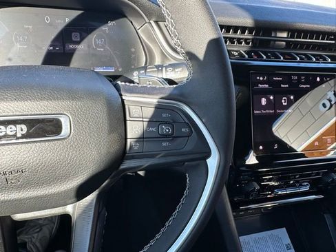 New 2025 Jeep Grand Cherokee L Altitude AWD/4WD image 28