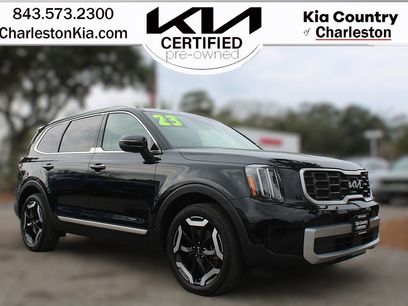 Used 2023 Kia Telluride S w/ S Sunroof Package