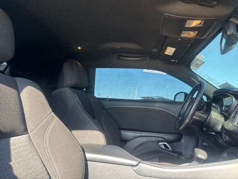 Used 2023 Dodge Challenger SXT image 29