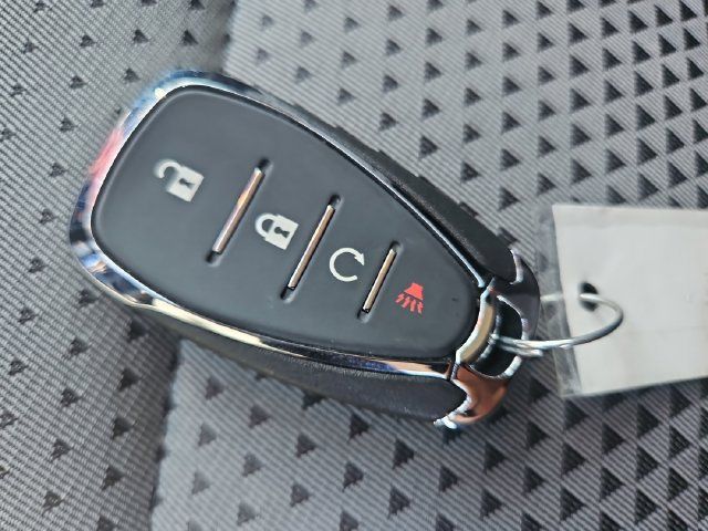 Used 2024 Chevrolet Trax LT w/ Driver Confidence Package FWD image 29
