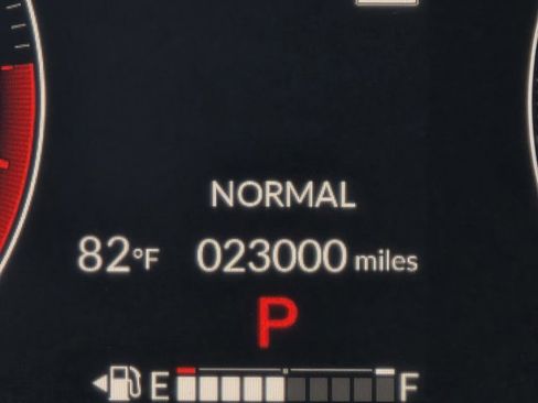 Used 2023 Honda Pilot Touring image 18