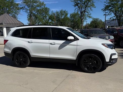 Used 2021 Honda Pilot Special Edition image 3