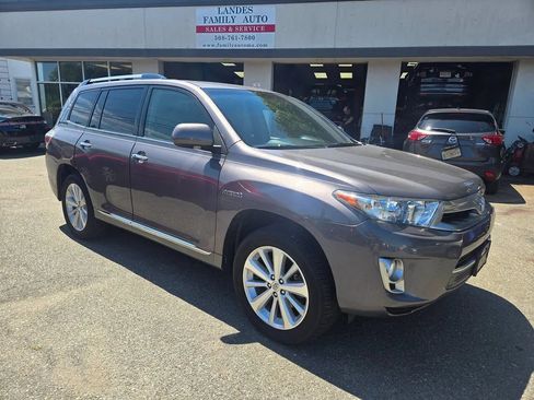 Used 2013 Toyota Highlander Limited AWD/4WD image 47