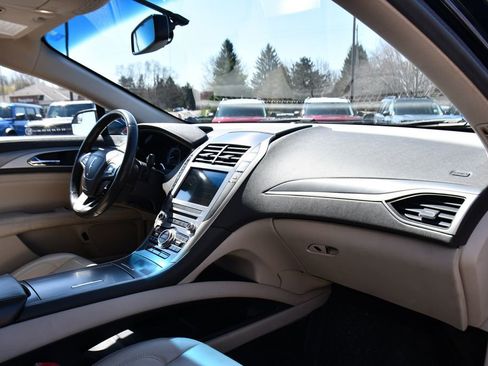 Used 2017 Lincoln MKZ Premiere image 14