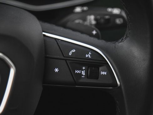 Used 2024 Audi Q7 2.0T Premium w/ Convenience Package image 27