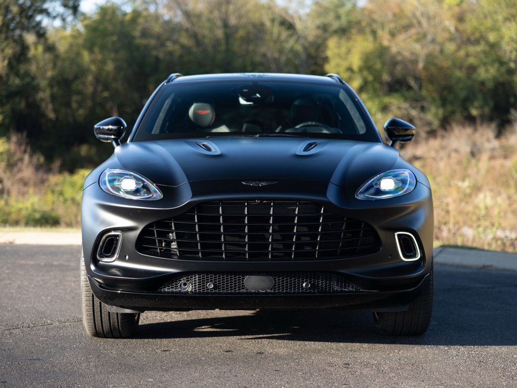 Used 2021 Aston Martin DBX AWD/4WD image 10