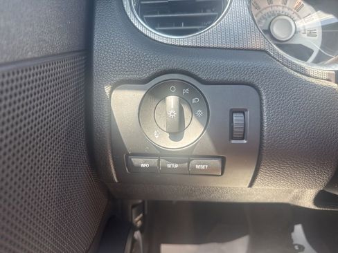 Used 2010 Ford Mustang GT RWD image 16