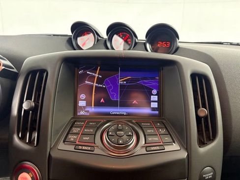 Used 2019 Nissan 370Z NISMO RWD image 14