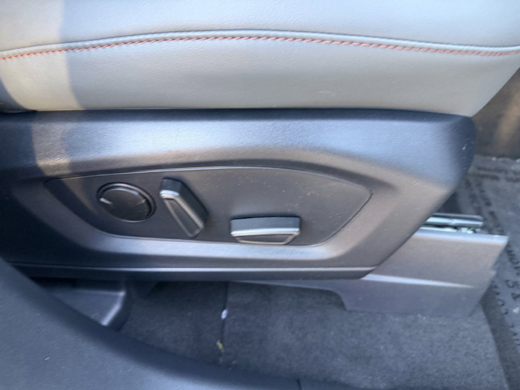 New 2026 Ford Explorer Active w/ Active Comfort Package RWD image 13