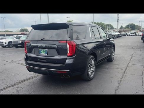 Used 2023 GMC Yukon Denali Ultimate AWD/4WD image 8