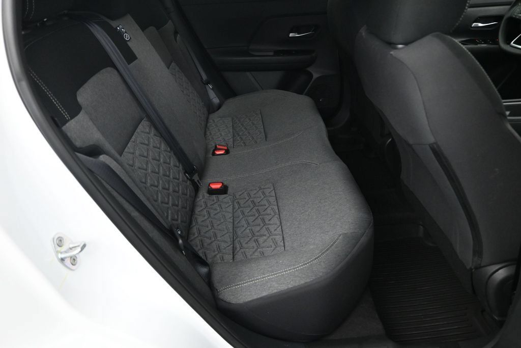 Certified 2026 Nissan Kicks SV w/ Cold Weather Package AWD/4WD image 19