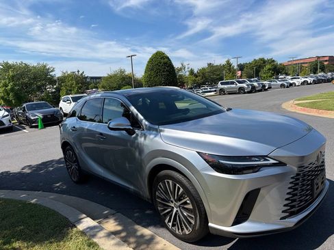 Used 2025 Lexus RX 350 w/ Convenience Package AWD/4WD image 3