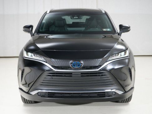 Used 2021 Toyota Venza XLE image 7