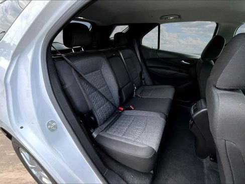 Used 2024 Chevrolet Equinox LT AWD/4WD image 27