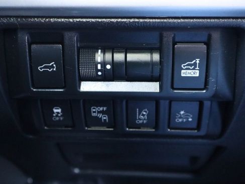 Used 2019 Subaru Outback 3.6R Limited w/ Popular Package #2 AWD/4WD image 29