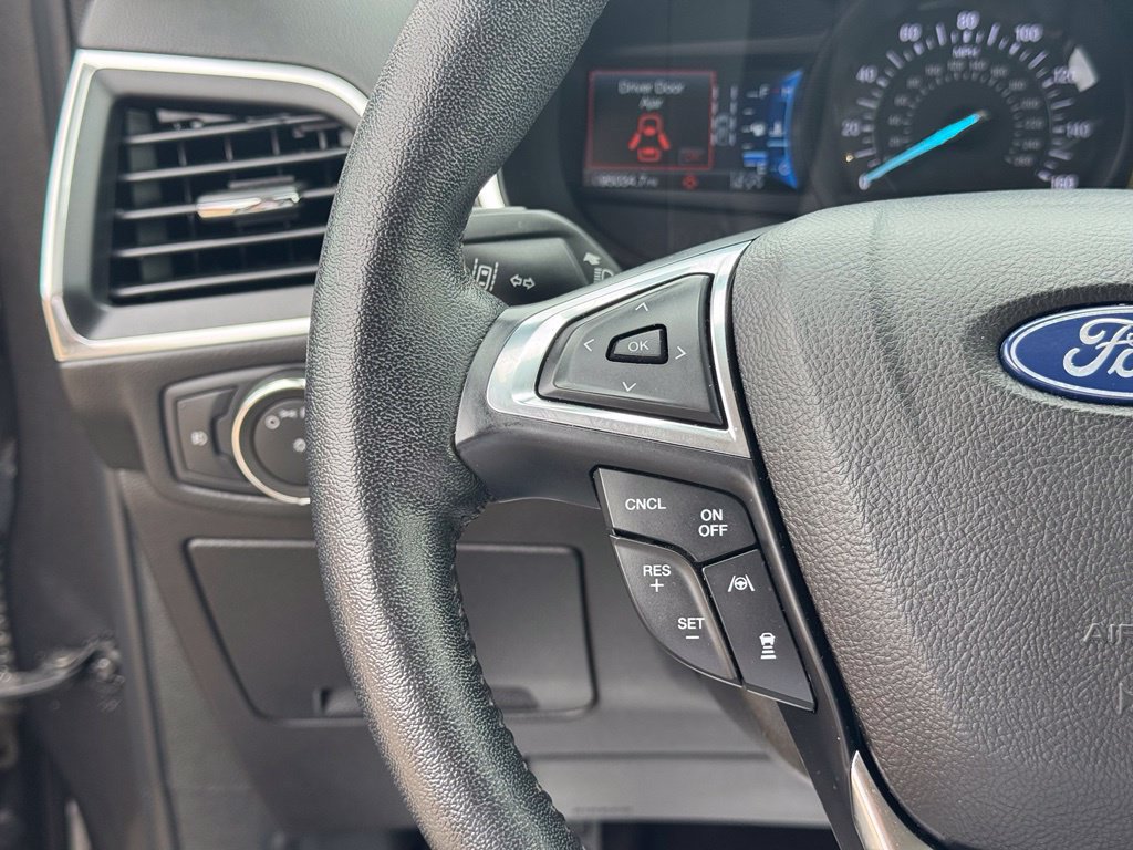 Certified 2020 Ford Edge Titanium AWD/4WD image 13