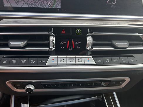 Used 2023 BMW X5 sDrive40i w/ Premium Package RWD image 18